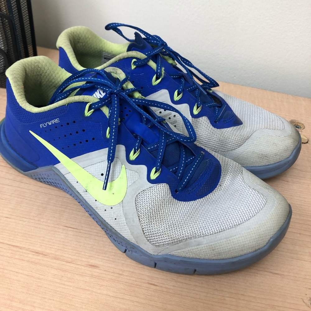 Women’s Nike Metcon 2 Flywire - Size 9